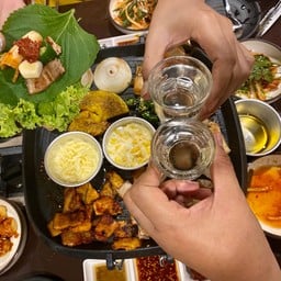 Kun Kun BBQ & Buffet ร้านอาหารเกาหลีคุณคุณ กังสดาล