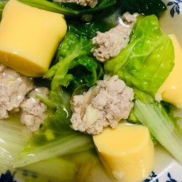 แกงจืดเต้าหู้หมูสับ