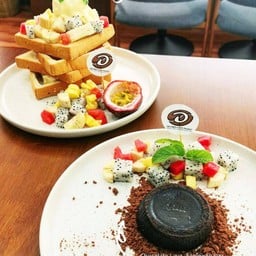 Devibes Cafe Phuket