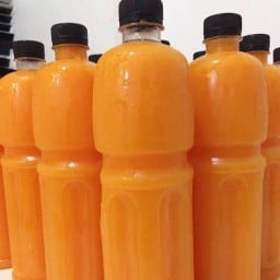 น้ำส้มคั้นสด100% Somkeaw