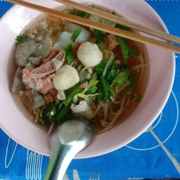 หมูน้ำใส