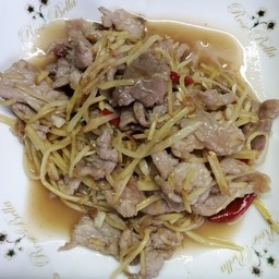 หมูผัดขิง