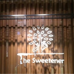 The Sweetener Thanya Park ศรีนครินทร์
