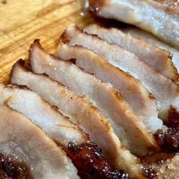 คอหมูย่างจิ้มแจ่ว