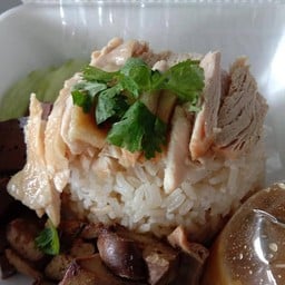 คุณศรี ก๋วยเตี๋ยวไก่มะระ /ก๋วยเตี๋ยวหมูตุ๋น/เล้งแซ่บ/เล้งซุปเปอร์ตีนไก่ บ้านฉาง