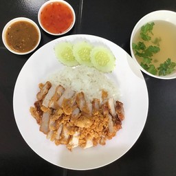 ข้าวหมูทอดเนื้อนุ่ม