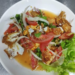 ยำไข่ดาวกรอบ