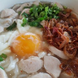 ก๋วยจั๊บญวณไข่ออนเซน