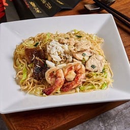 ผัดหมี่ฮ่องกง กลาง