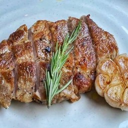 Pork Boston sous-vide Steak - สเต็กสันคอหมูซูวีด