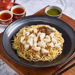ผัดหมี่ฮ่องกงปูก้อน ( สำหรับทาน 1 คน ) -fried Hong Kong Noodles with Loads of Crab Meat