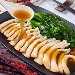 เป๋าฮื้อเส้นเจี๋ยนน้ำแดง Pacific Razor Clams with Brown Sauce