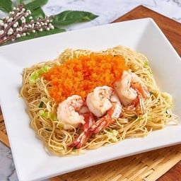 ผัดหมี่ฮ่องกงกุ้งทะเลไข่กุ้ง Stir-fried Hong Kong Noodles with Ocean Shrimps and Shrimp Eggs