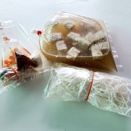 ก๋วยจั๊บญวนแยกน้ำ ต้มเส้นเอง