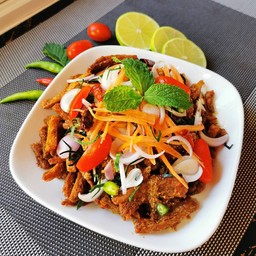 ลาบทอดกรอบ