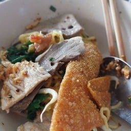 ก๋วยเตี๋ยวหมู-ตำลึง แม่อรุณ (สูตรมะนาว) บางขุนนนท์