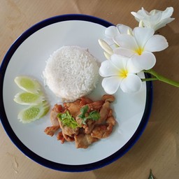 อาหารตามสั่ง by เจ๊แอน