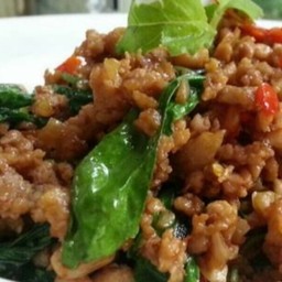กระเพราไก่