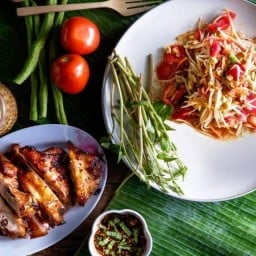 ส้มตำเจ๊พิมพ์ - Somtum Jae Pim