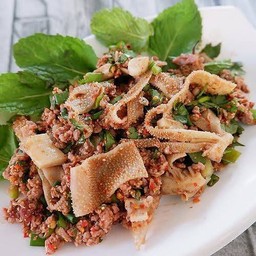 ลาบเนื้อสุก