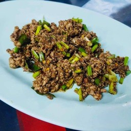 ก้อยหมูคั่วสุก