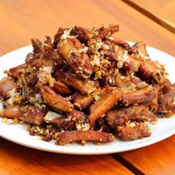 หมูทอดกระเทียม