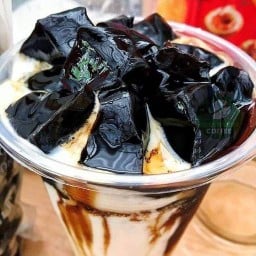 เฉาก๊วยนมสด เฉาก็วยอินเตอร์