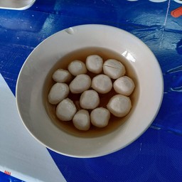 ลูกชิ้นลวก