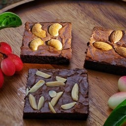 คาเฟ่หมูปิ้งเตาถ่านโฮมเมด-ภูเก็ต