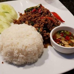 Pad Krapow Chicken