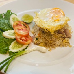 ข้าวผัดหมู+ไข่ดาว