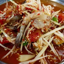 ตำกุ้งสด