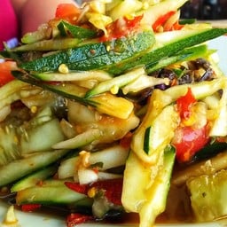 ตำแตง (ปูปลาร้า)