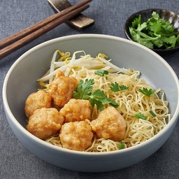ก๋วยเตี๋ยวลูกชิ้นกุ้ง