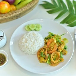 เจี๊ยบกลางซอย อาหารตามสั่ง & กาแฟสด อยุธยา