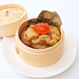 ข้าวเหนียวห่อใบบัว