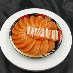 แซลมอน เสรีไทย