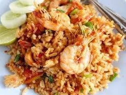 ข้าวผัดต้มยำกุ้ง
