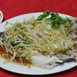 ปลาบู่นึ่งซีอิ๊ว