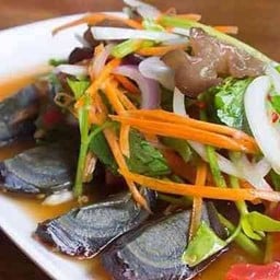 ยำไข่เยี่ยวม้า