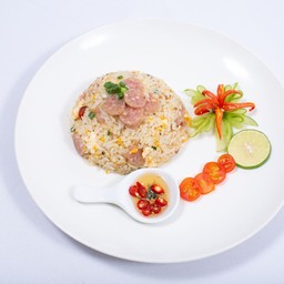 ข้าวผัดแหนม