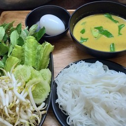 ขนมจีนน้ำยากะทิใต้