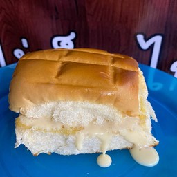 ปังปิ้งเนยนมน้ำตาล