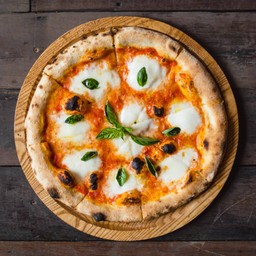 PIZZA MARGHERITA