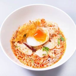 เรือน เรือโพชนะ  (ก๋วยเตี๋ยวปลาเจ้าเก่าหัวถนนปากเกร็ด)