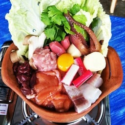 สถานีหมูจุ่ม