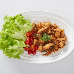 เนื้อปลากะพงทอดกระเทียม