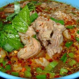 ต้มแซ่บหมู