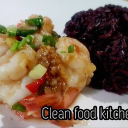 ข้าวไรซ์เบอรี่+กุ้งผัดพริกขี้หนู