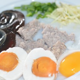 โจ๊กสามไข่